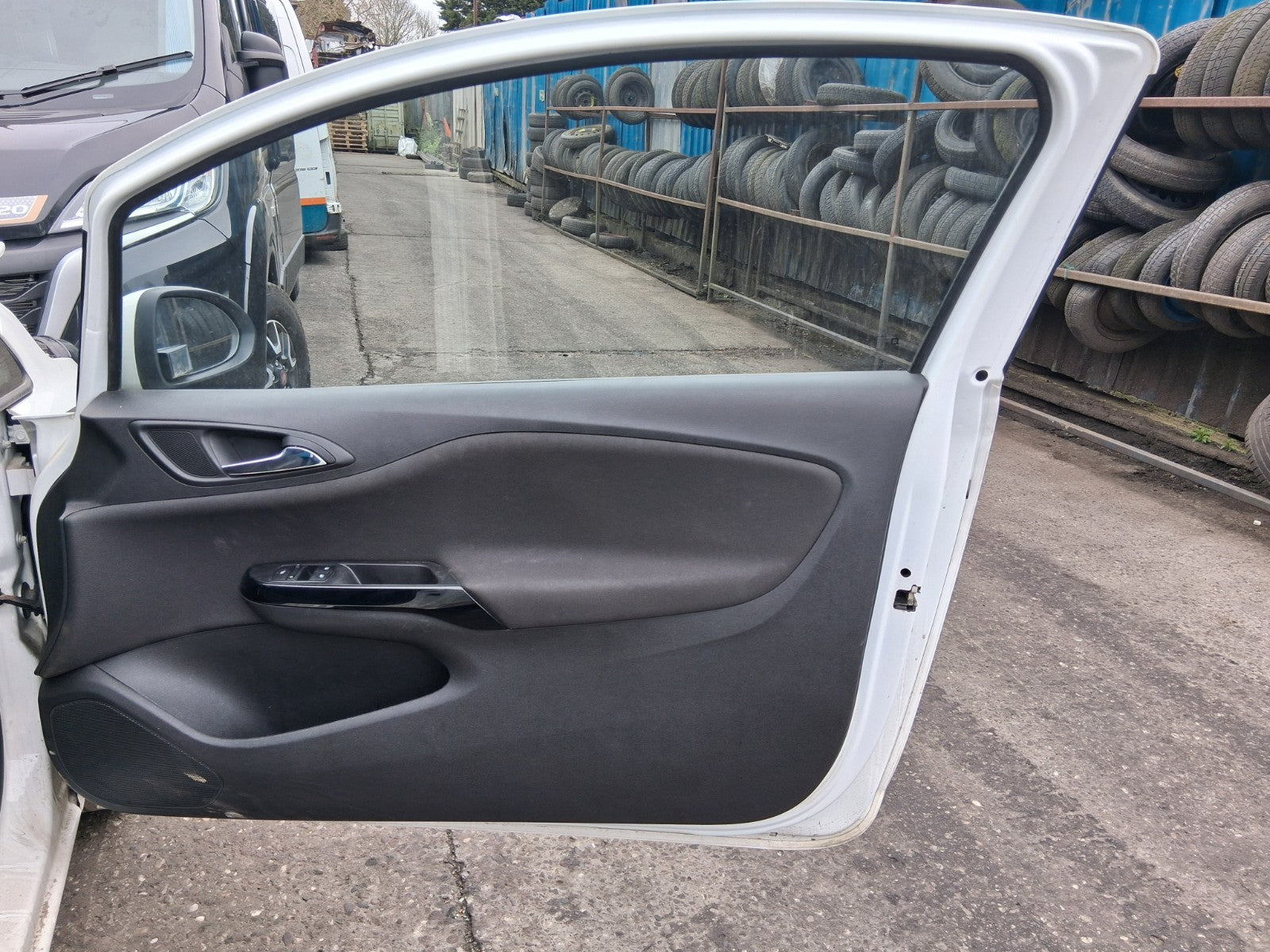 2019 VAUXHALL CORSA E 3 DOOR OS DRIVER SIDE WINDOW MOTOR REGULATOR