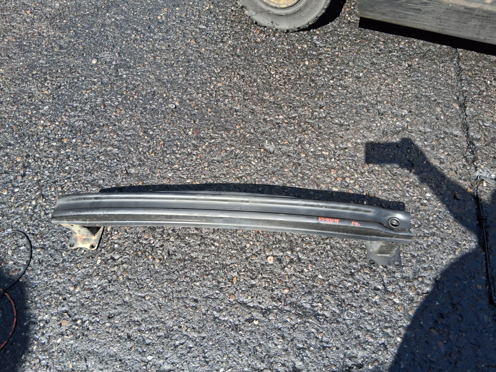 2017 VW VOLKSWAGEN PASSAT B8 ESTATE REAR CRASH BUMPER REINFORCEMENT BAR