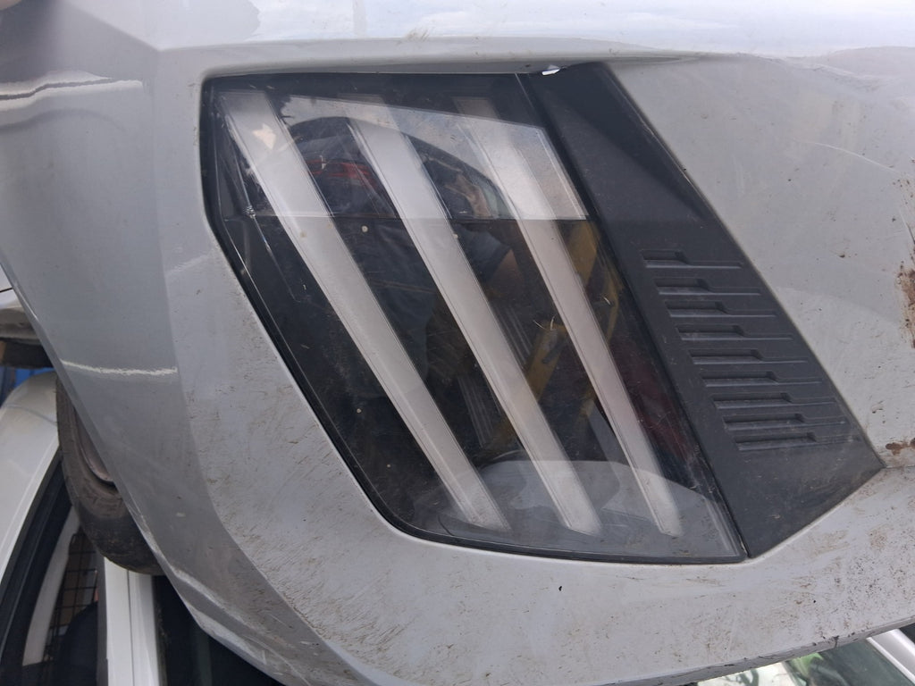 PEUGEOT 208 MK2 2025 FACELIFT OSF DRIVER SIDE FRONT DRL LED 9851053980