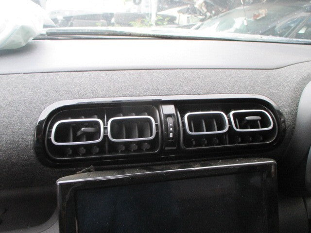 2022 CITROEN C3 AIRCROSS MK1 CENTER DASH AIR VENT