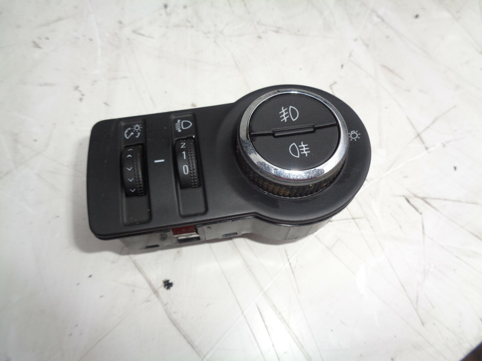 VAUXHALL ASTRA J MK6 HEADLIGHT FOGLIGHT SWITCH 13268695
