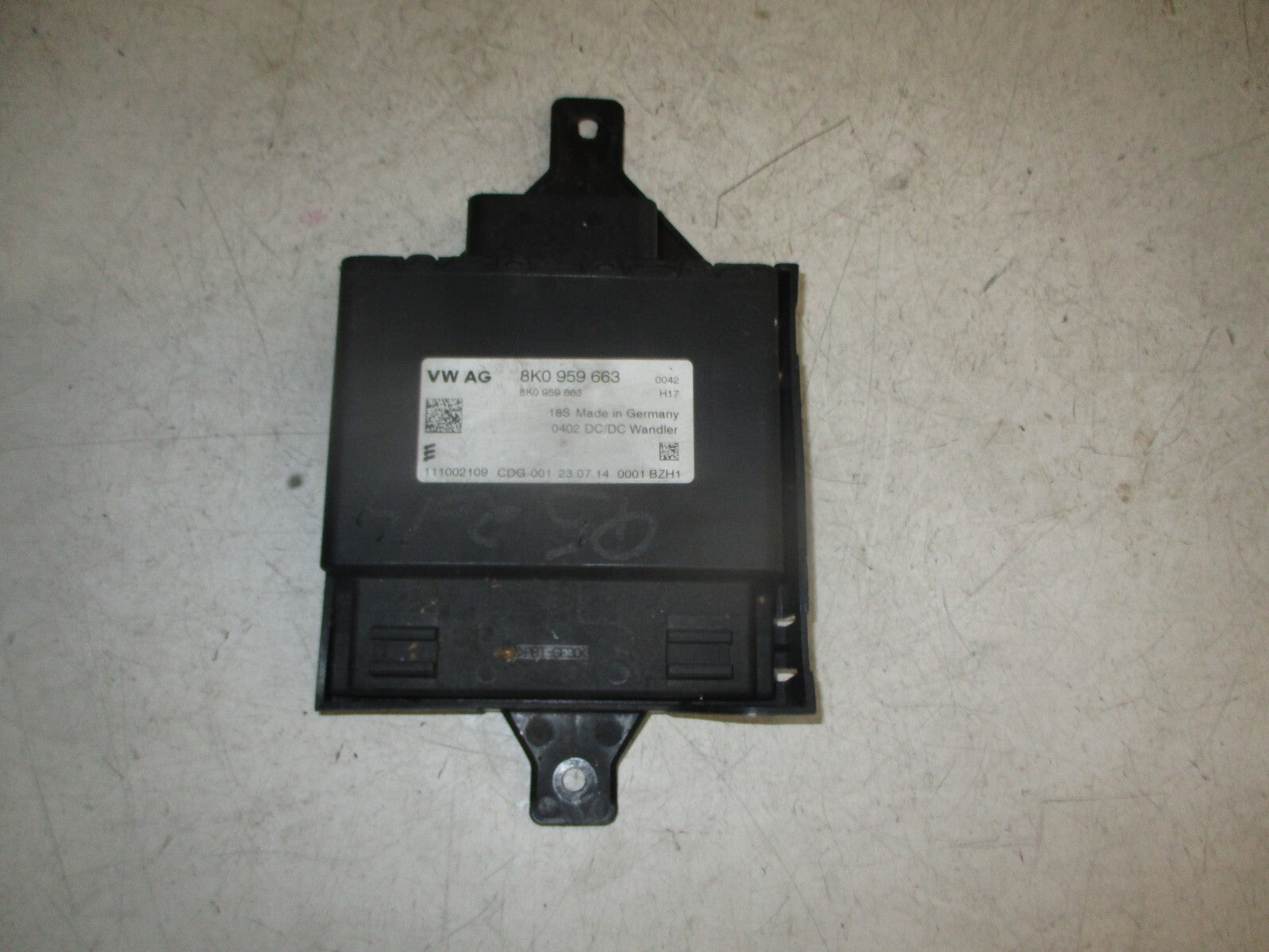 AUDI Q5 2014 VOLTAGE STABILIZER CONTROL MODULE ECU 8K0959663