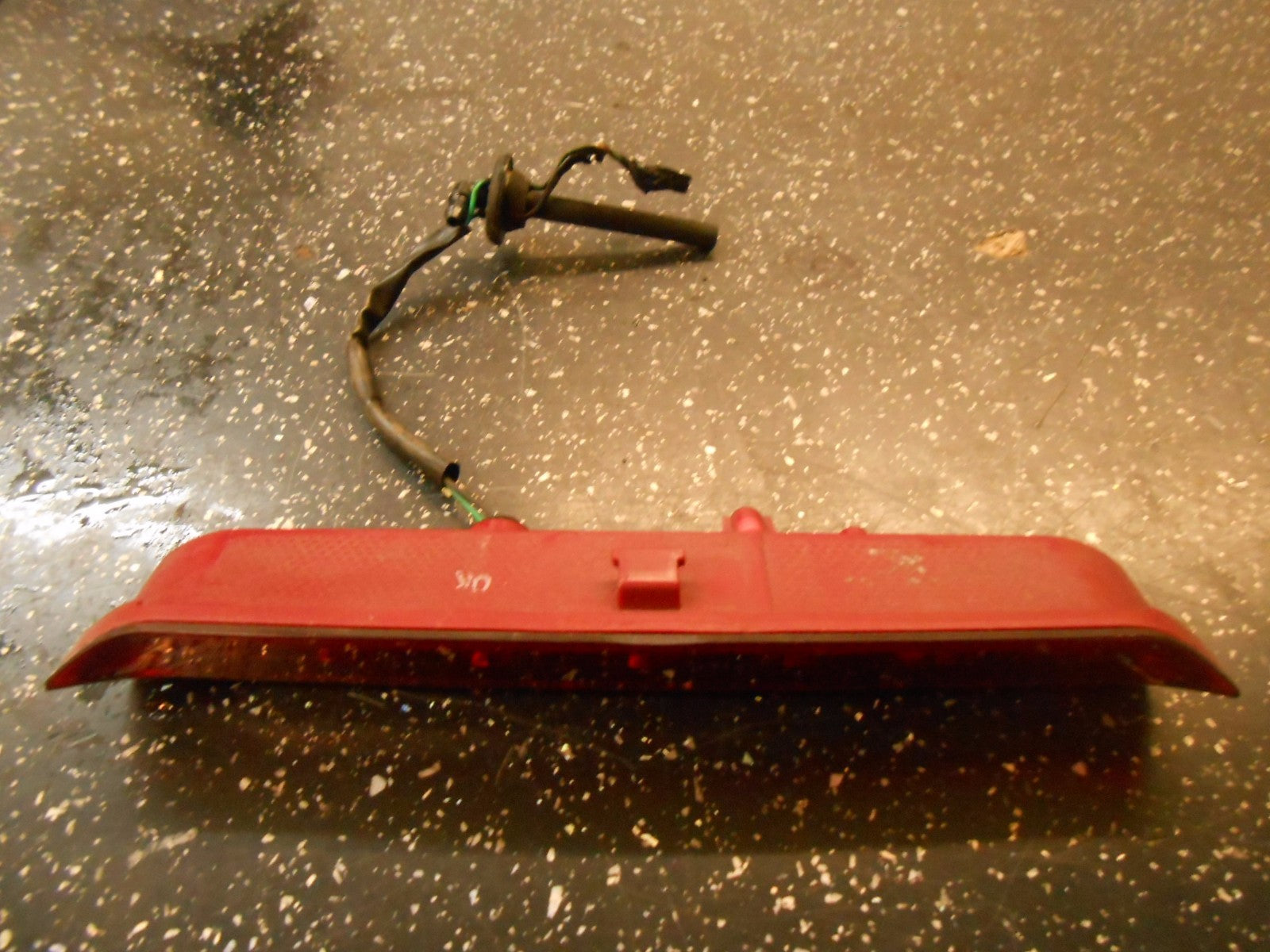 VAUXHALL MOKKA 2015 HIGH LEVEL 3RD BRAKE STOP LIGHT LED 95151129