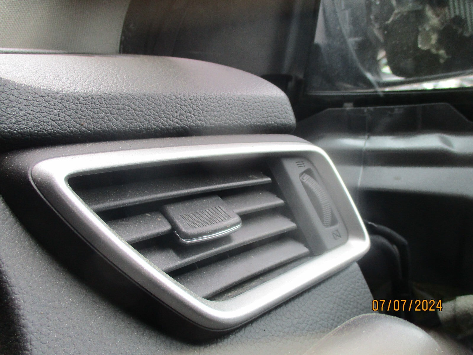 NISSAN QASHQAI J11 2014 OS DRIVER SIDE FRONT AIR VENT ONLY