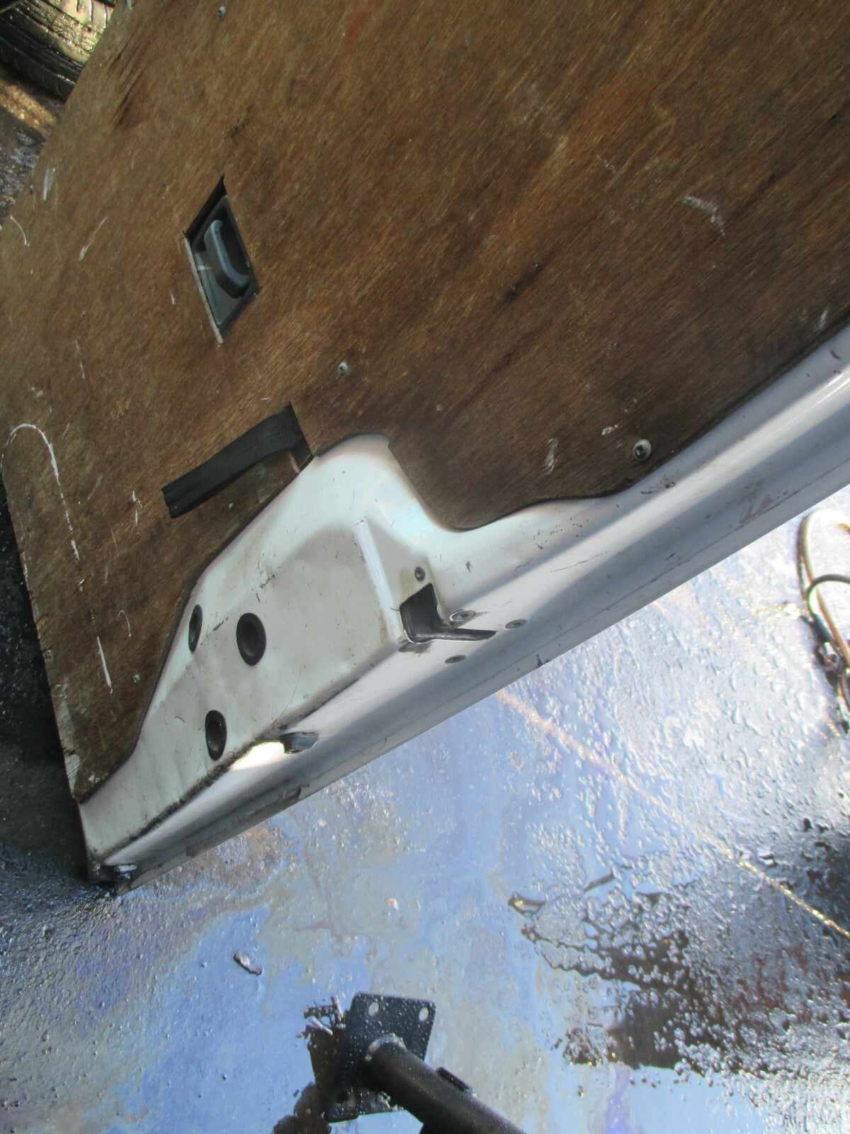 PEUGEOT EXPERT 2004 OSR DRIVER SIDE REAR COMPLETE DOOR WHITE