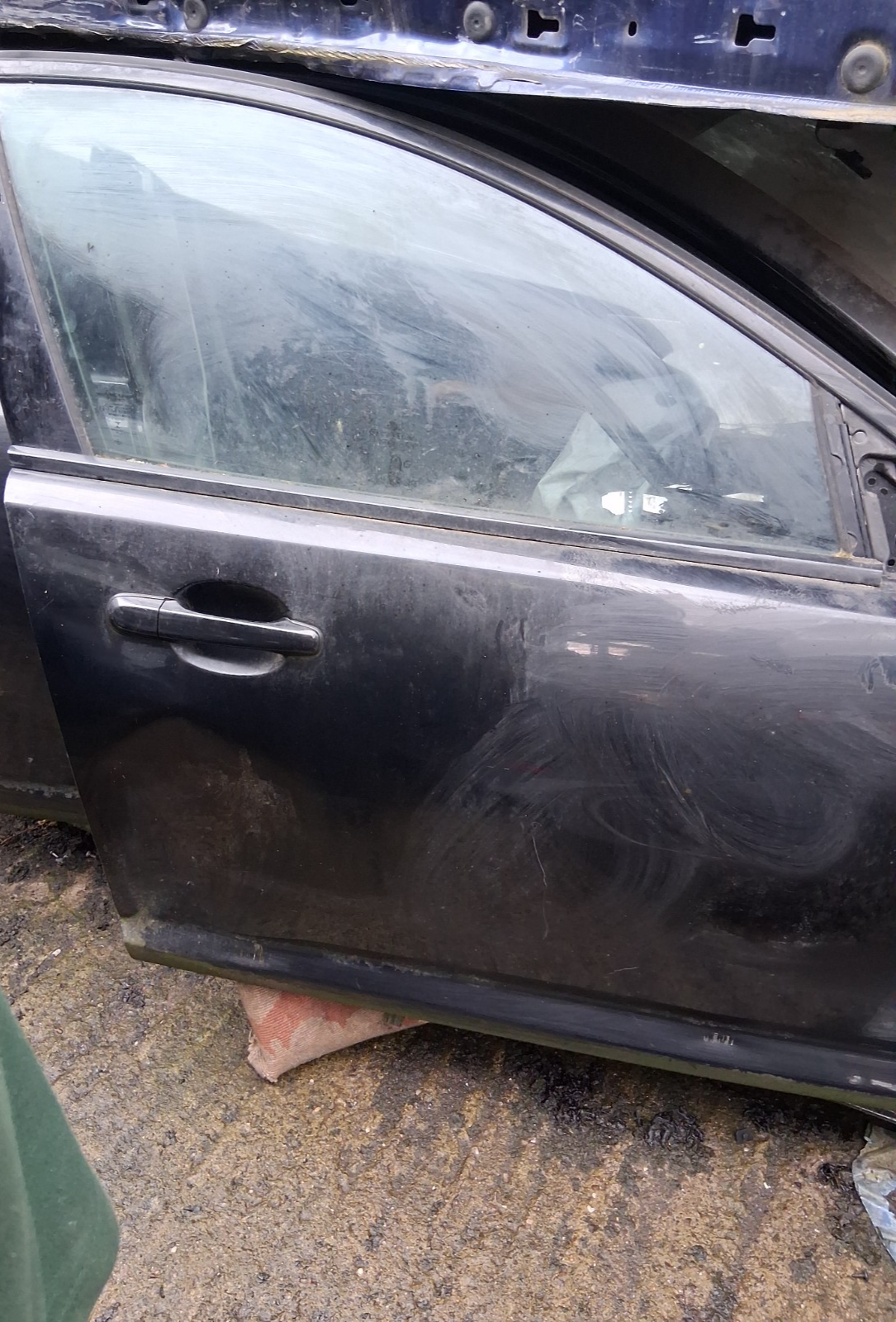2015 JAGUAR XF X250 FACELIFT OSF DRIVER SIDE FRONT RIGHT DOOR SHELL BLACK