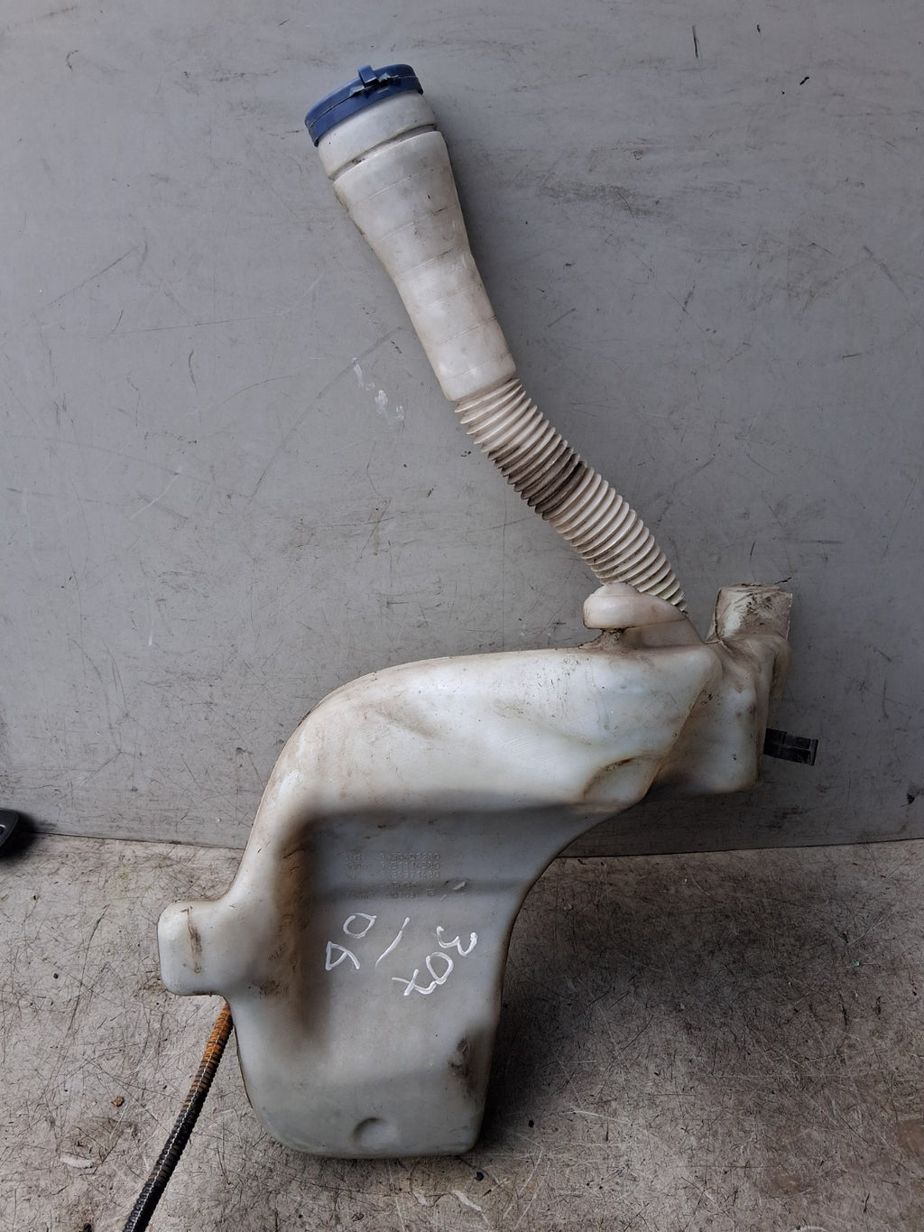 2006 PEUGEOT 307 FRONT WINDSCREEN WASHER BOTTLE RESERVOIR 9650452280