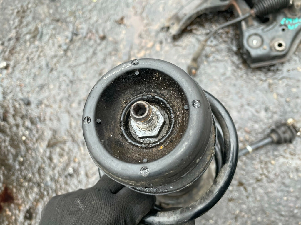 SKODA CITIGO 2016 1.0 PETROL NS PASSENGER SIDE COMPLETE LEG SHOCK SPRING HUB