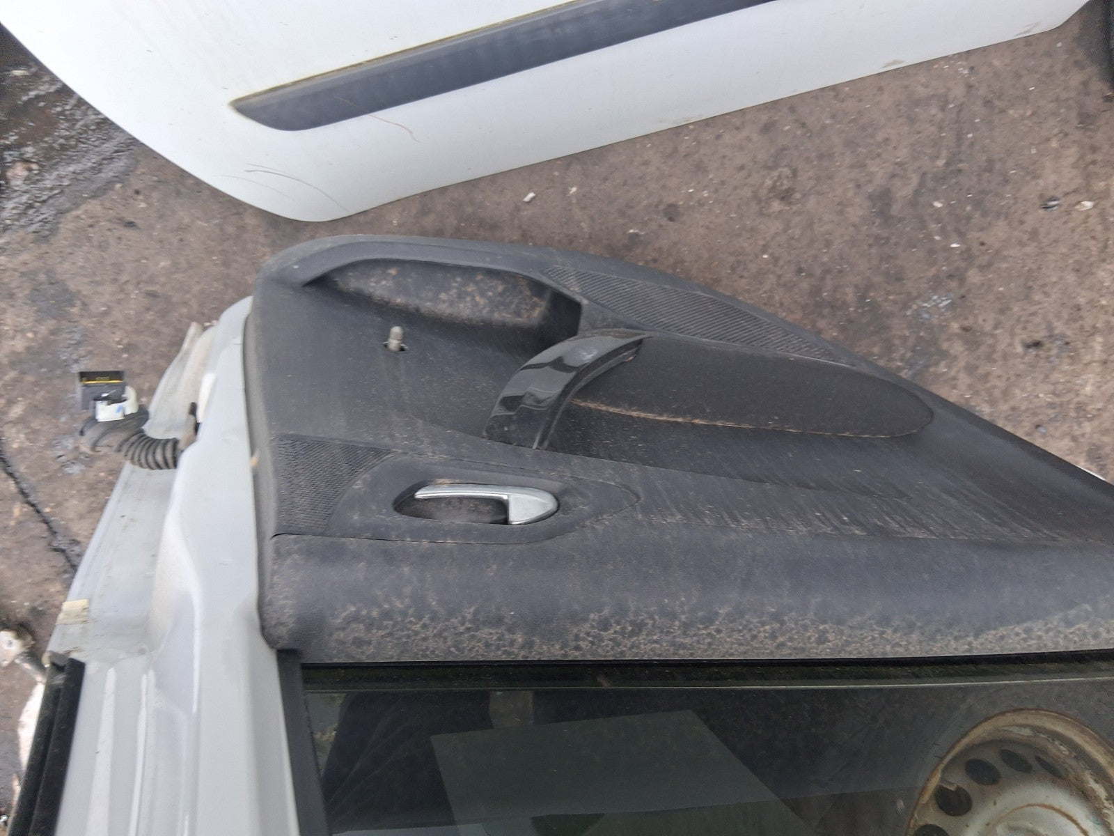 2017 PEUGEOT 208 5 DOOR NSR PASSENGER SIDE REAR LEFT COMPLETE DOOR WHITE EVL