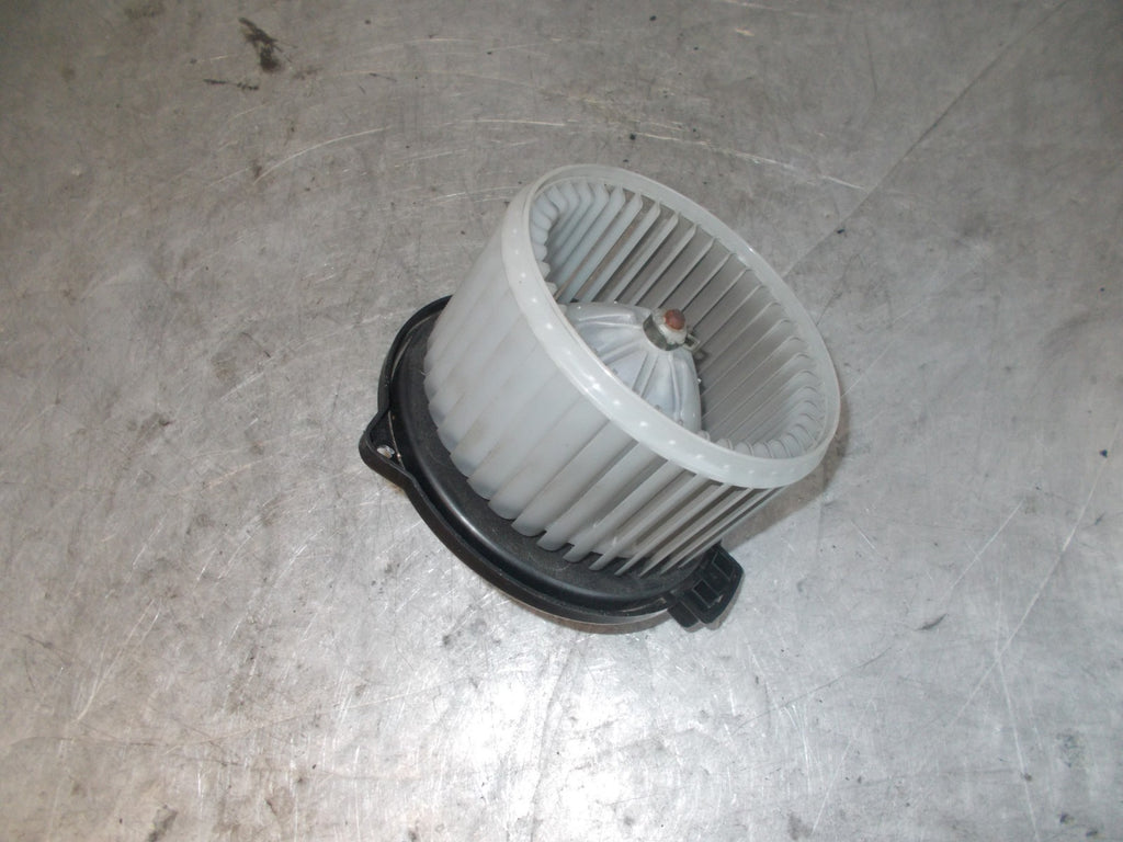 TOYOTA YARIS MK1 HEATER BLOWER MOTOR FAN 1940001060