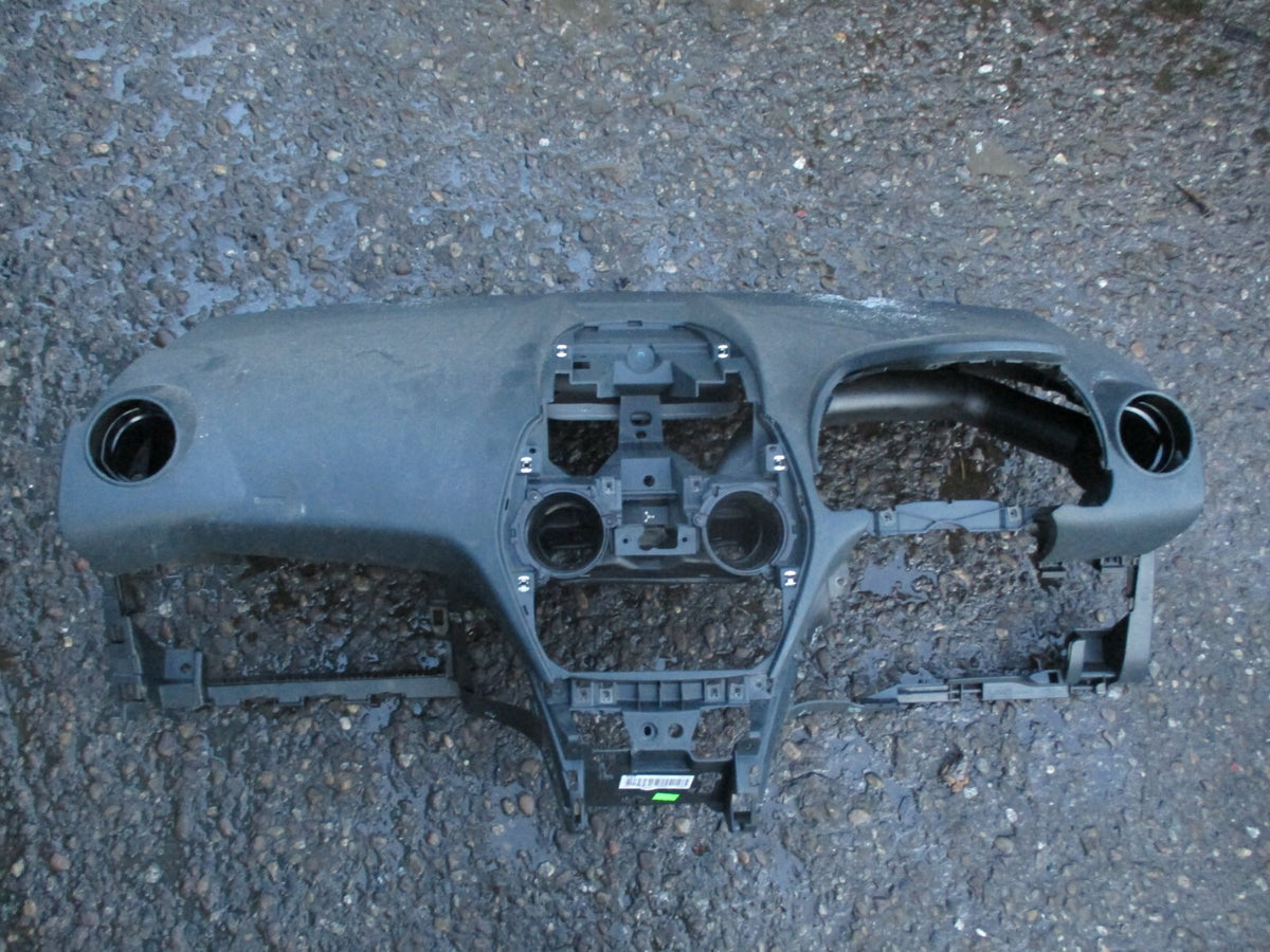 FORD KA MK2 2014 COMPLETE BLACK PLASTIC DASH DASHBOARD PANEL ONLY 735522216