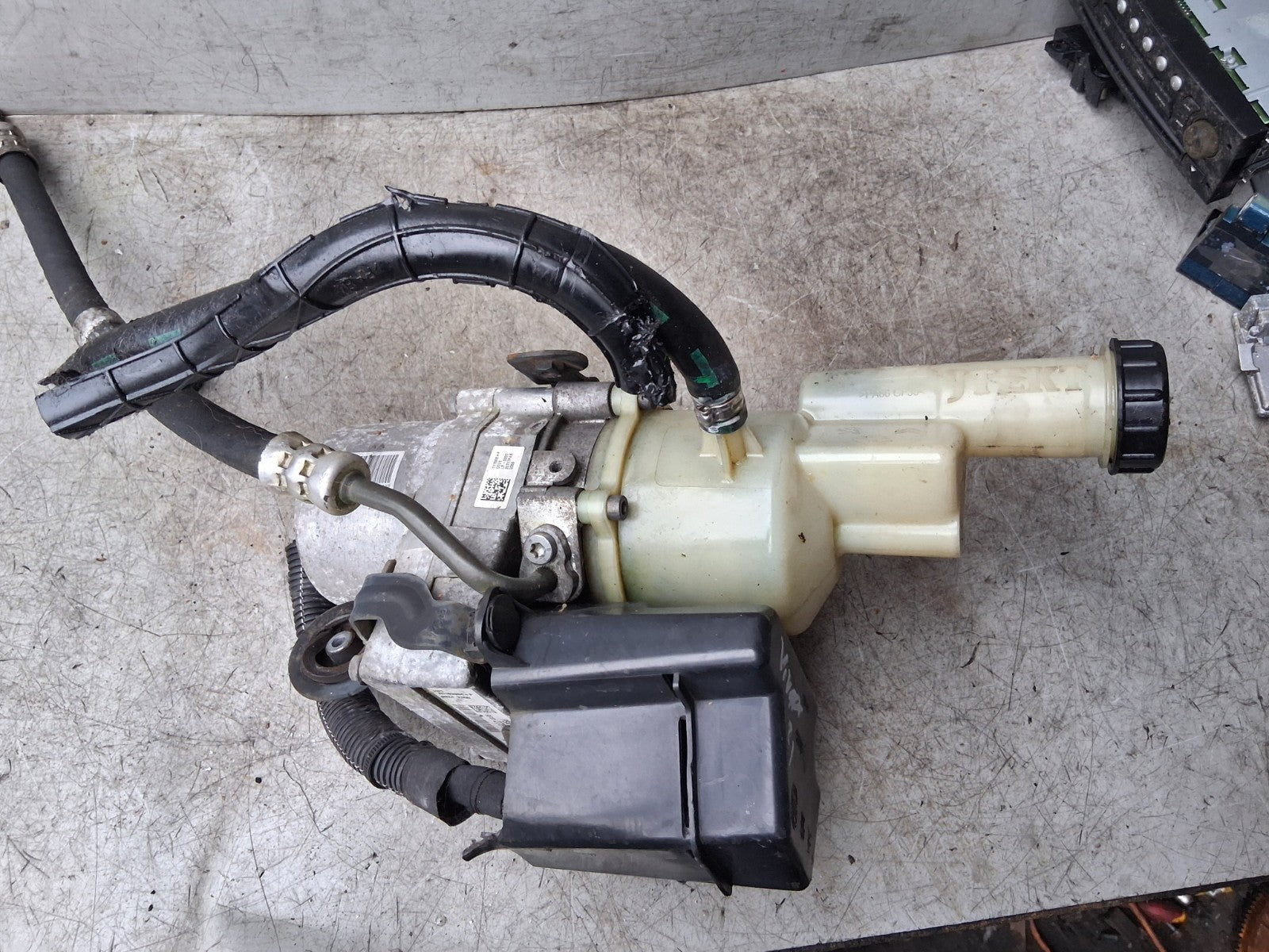 2021 VAUXHALL VIVARO MK3 C 1.5 DIESEL ELECTRIC POWER STEERING PUMP 9818127580