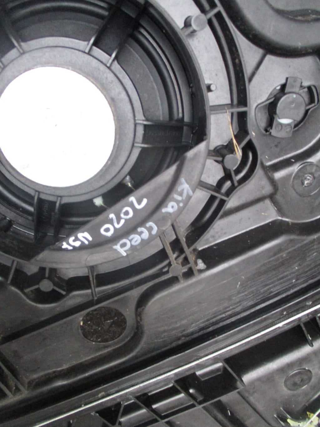 KIA CEED MK3 2019 NSF PASSENEGR SIDE FRONT WINDOW MOTOR REGULATOR