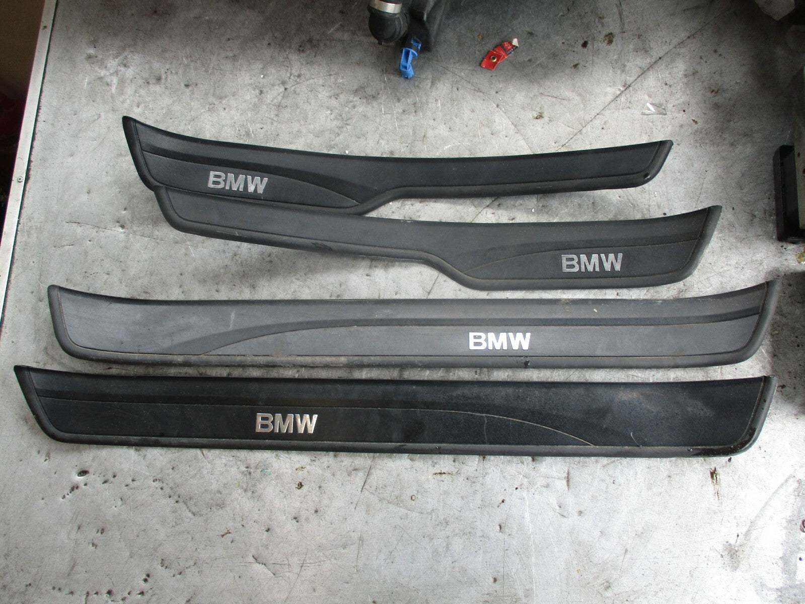 BMW 3 SERIES E90 DOOR ENTRANCE SILL COVERS FULL SET x4 51477060279 51477060280