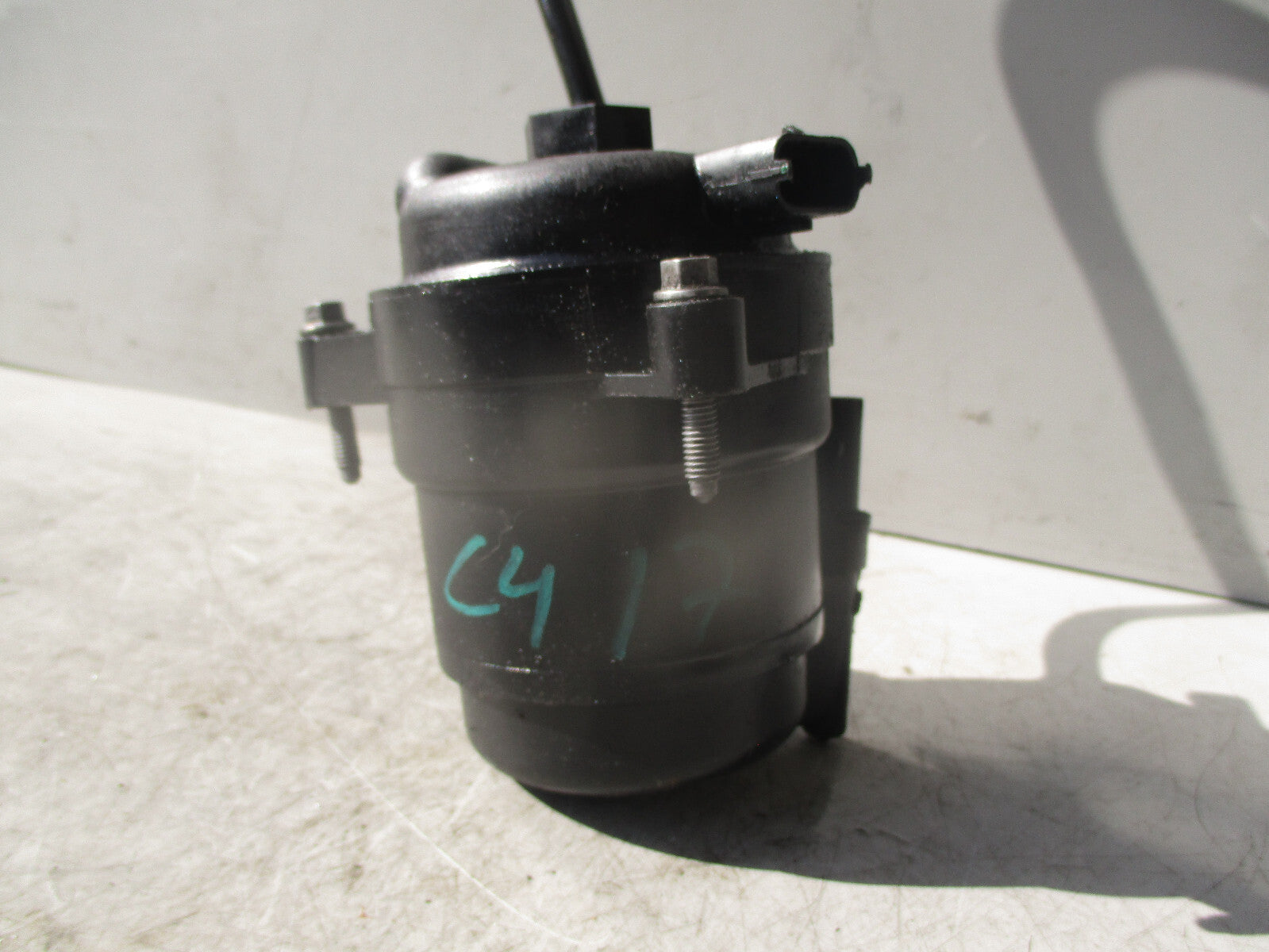 2017 CITROEN C4 MK2 1.6 DIESEL FUEL FILTER HOUSING