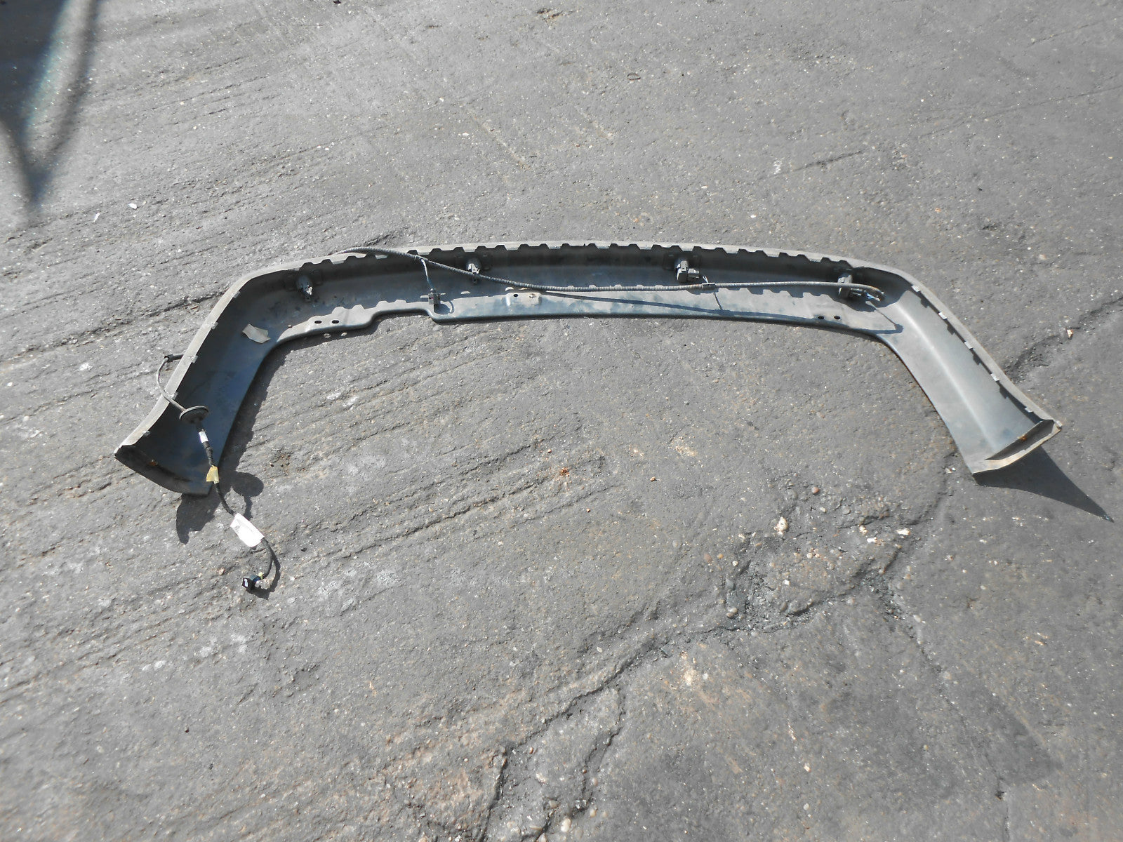 VOLKSWAGEN VW BORA 1J2 2004 REAR BUMPER LOWER VALANCE SPLITTER PDC TYPE