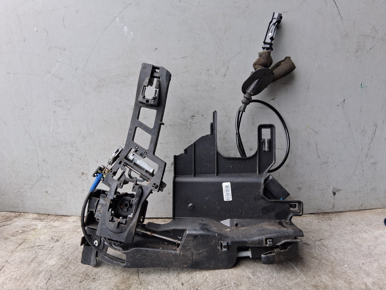 FORD FIESTA MK7 2015 OSF DRIVER SIDE FRONT DOOR LOCK MECHANISM AM5AU21812CE