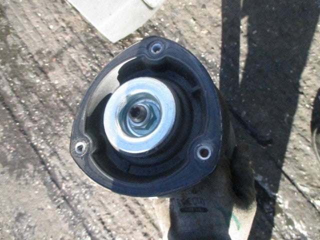 VW VOLKSWAGEN PASSAT B8 2018 2.0 TDI PASSENGER FRONT SHOCK ABSORBER 3Q0413031BN