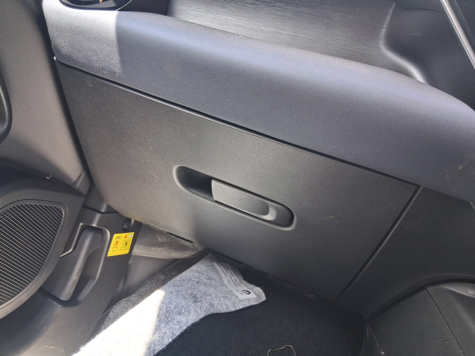 2025 ALFA ROMEO JUNIOR NS PASSENGER SIDE STORAGE COMPARTMENT GLOVEBOX