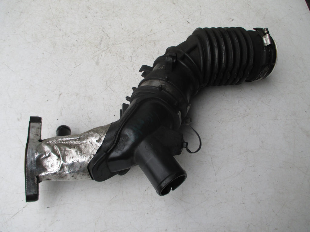 RENAULT CLIO MK4 2015 1.5 DIESEL EGR TURBO DUCT PLASTIC HOSE PIPE 165763328R