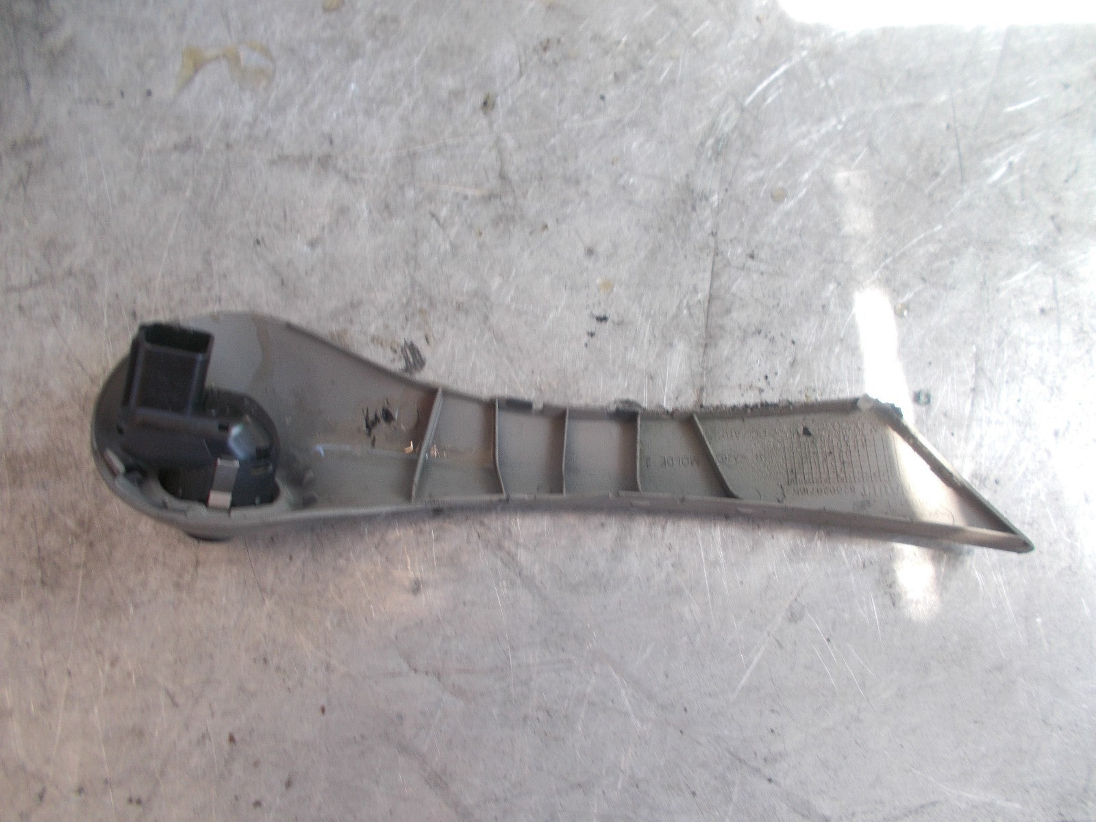 RENAULT MEGANE MK2 2006 OS OFF SIDE FRONT INTERIOR DOOR TRIM & SWITCH 8200297165