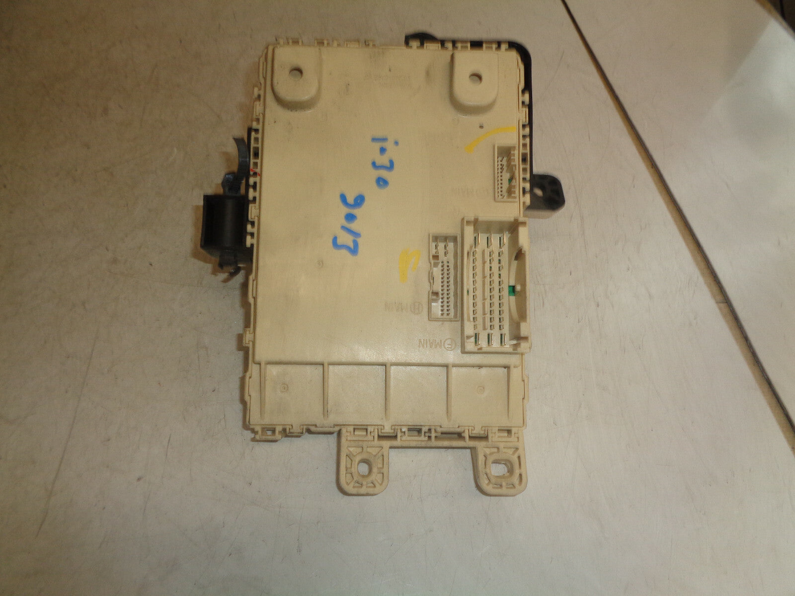 HYUNDAI I30 MK2 2013 1.6 DIESEL FUSE BOX RELAY ASSEMBLY 91950A6061