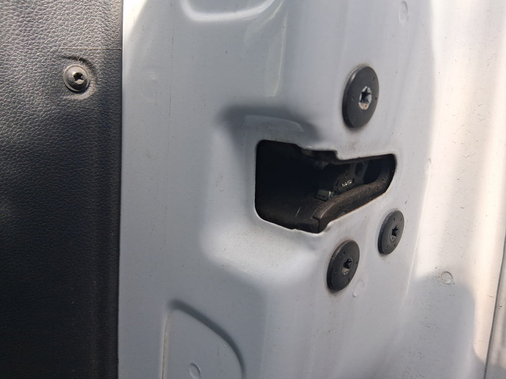 2024 RENAULT MASTER MK3 OSF DRIVER SIDE FRONT DOOR LOCK MECHANISM