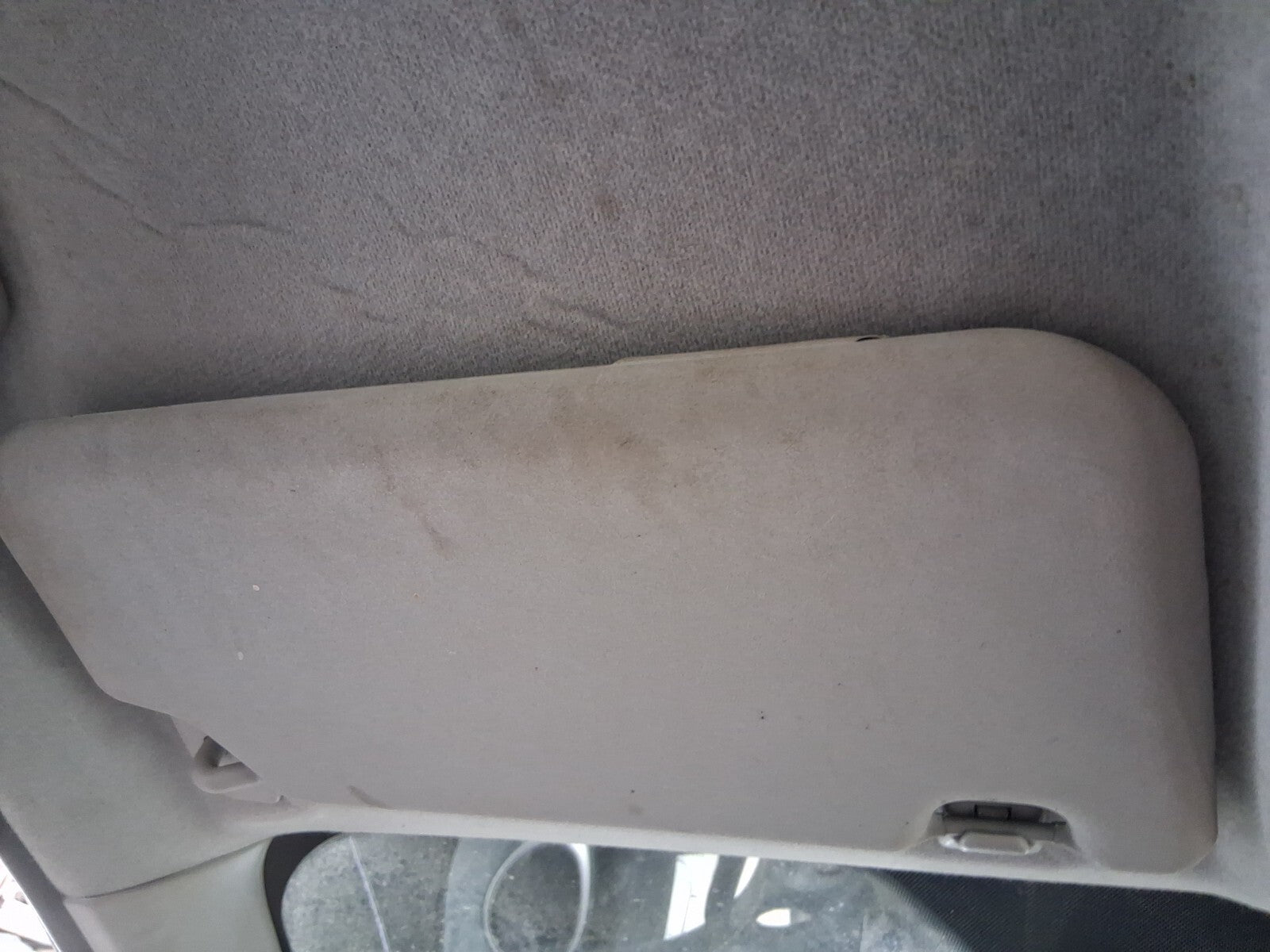 2010 FORD FIESTA MK7 NSF PASSENGER SIDE FRONT LEFT SUN VISOR SHADE