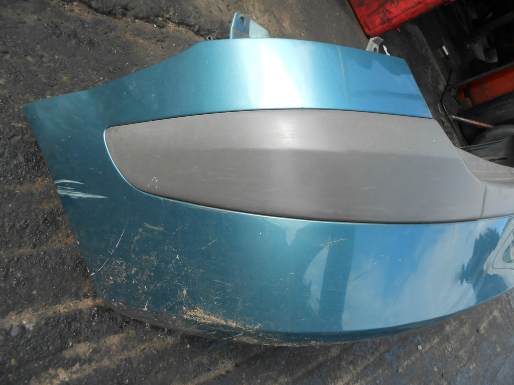 MAZDA PREMACY 1999 COMPLETE REAR BUMPER GREEN