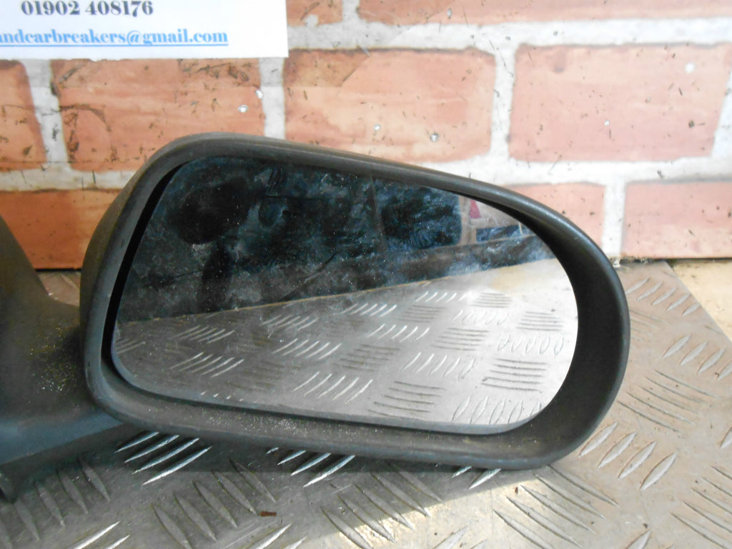 FIAT MAREA BRAVA 2002 OS DRIVER SIDE MANUAL DOOR WING MIRROR BLACK PLASTIC