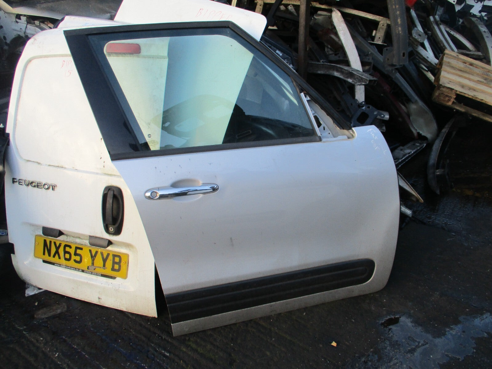 FIAT 500 L 2013 OS DRIVER SIDE FRONT DOOR MINIMAL GREY MET 612/A