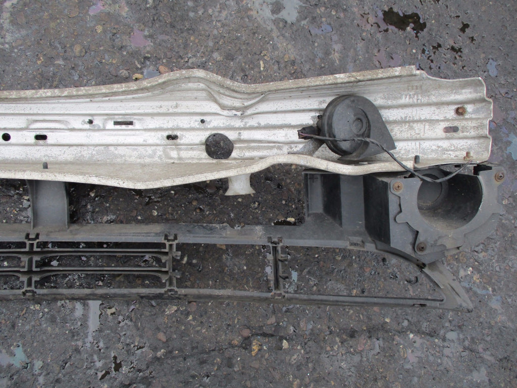 BMW 3 SERIES E46 2003 SALOON FRONT BUMPER BAR REINFORCEMENT CRASH SUPPORT BEAM