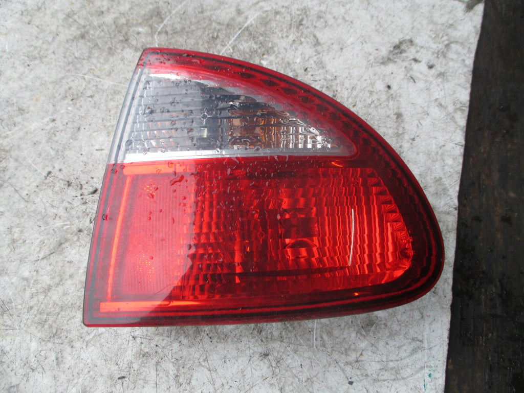 SEAT LEON 2005 OSR DRIVER SIDE REAR TAIL LIGHT TAIL LAMP