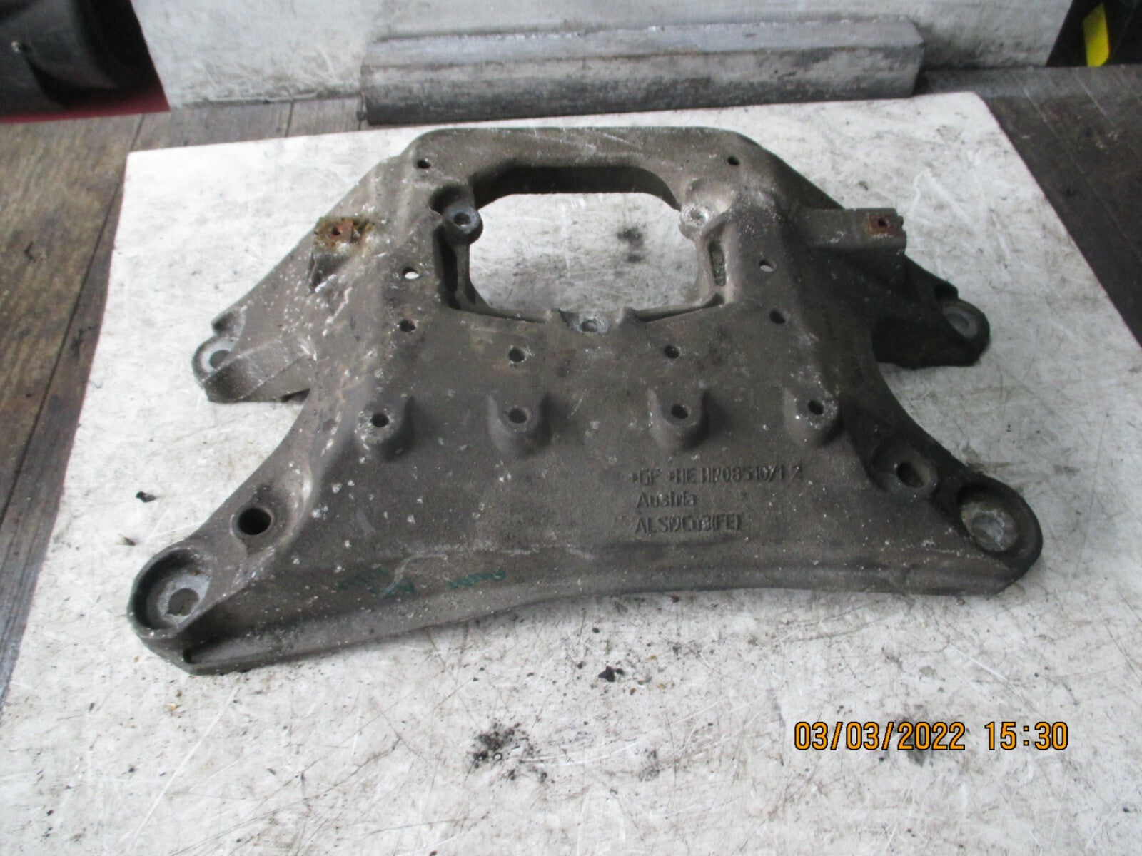 AUDI A5 8T 2011 2.0 TDI GEARBOX MOUNT CRADLE BRACKET 8K0399263AF