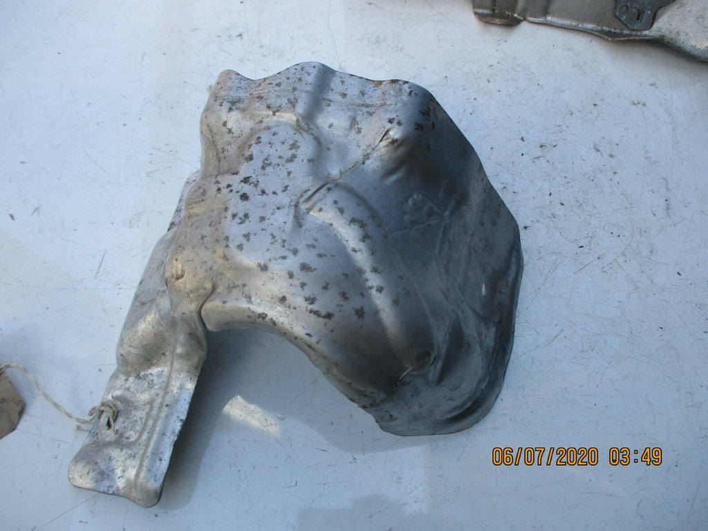 CITROEN C4 2013 E HDI VTR+ 1.6 DIESEL HEAT TURBO SHIELD GUARD COVER 9672318980
