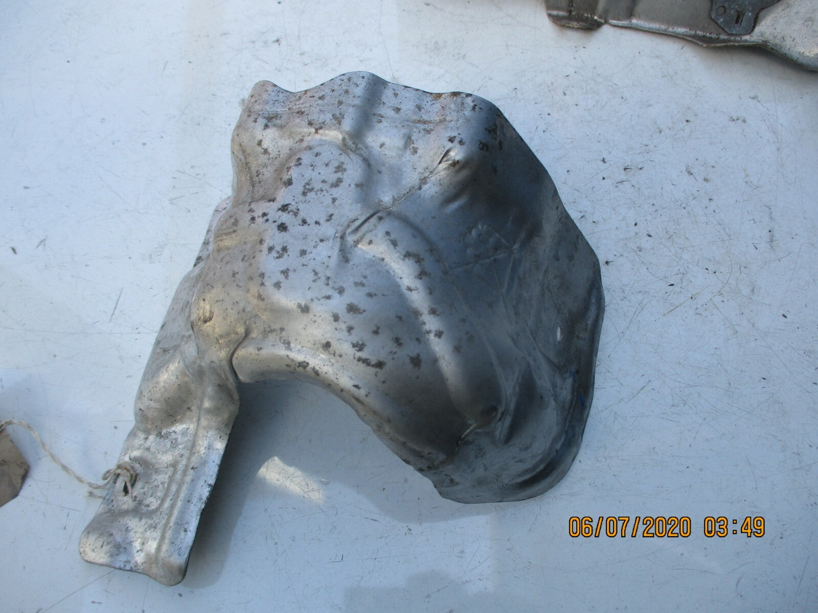 CITROEN C4 2013 E HDI VTR+ 1.6 DIESEL HEAT TURBO SHIELD GUARD COVER 9672318980