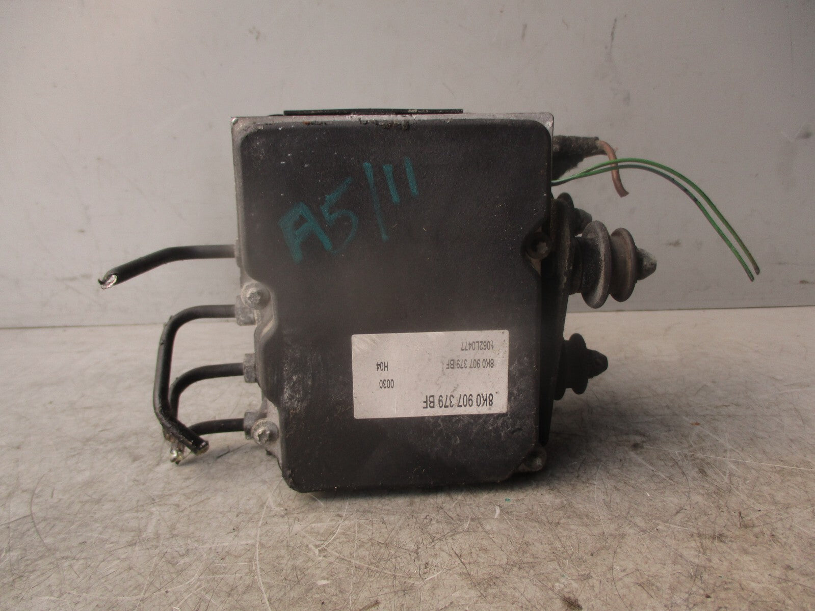 2011 AUDI A5 8T 2.0 TDI ABD PUMP CONTROL MODULE 8K0907379BF