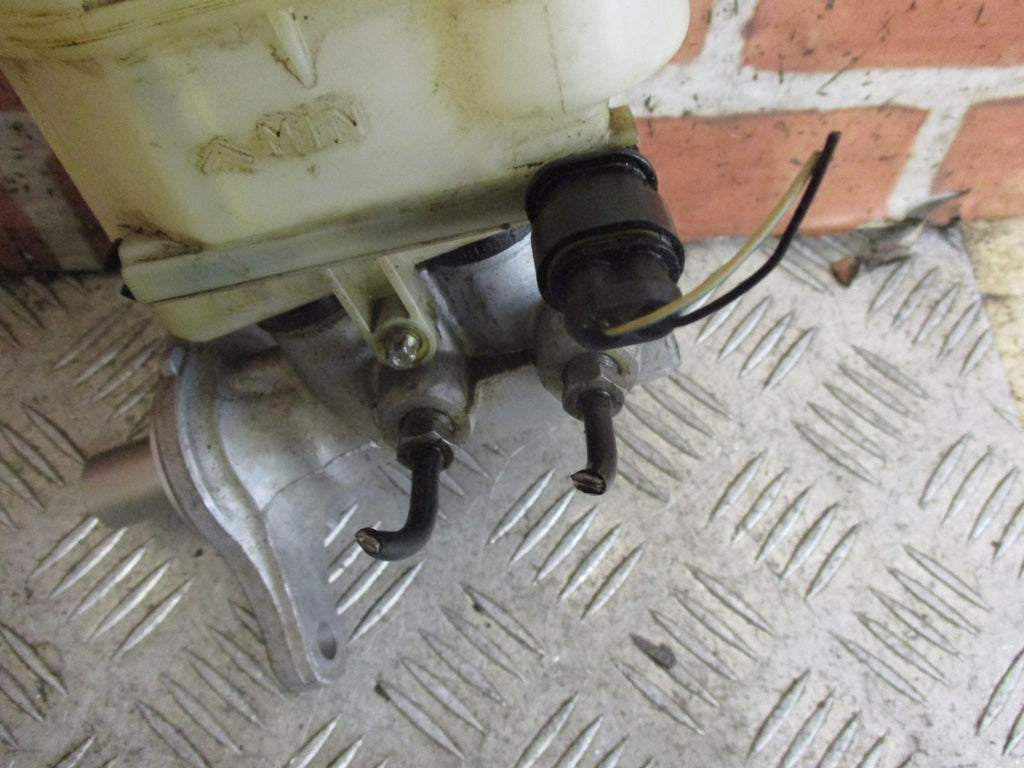 2011 FIAT PANDA MK2 1.2 PETROL BRAKE MASTER CYLINDER BOTTLE & CAP 32069666