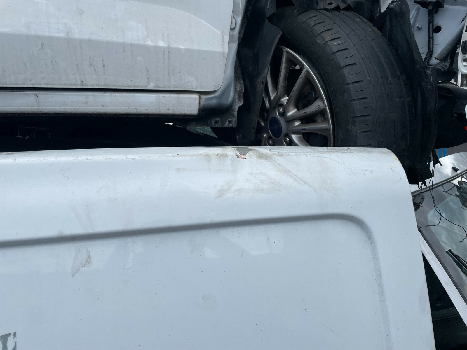 VAUXHALL VIVARO MK1 2007 OSR DRIVER SIDE REAR DOOR WHITE