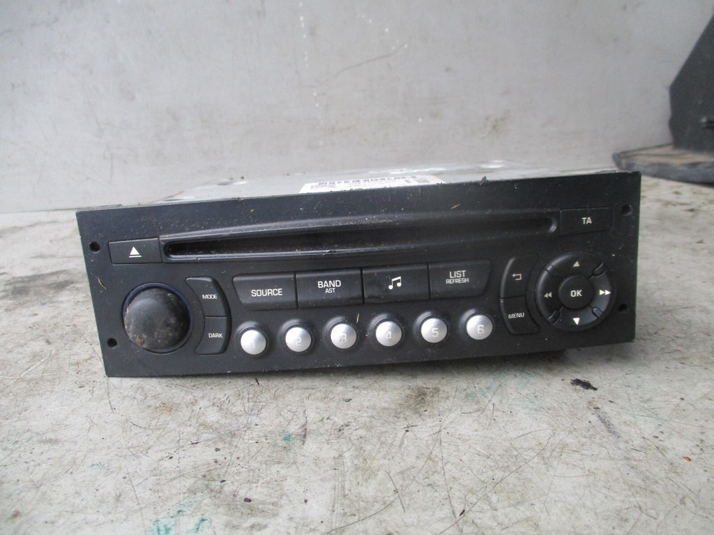 2013 PEUGEOT 5008 RADIO CD PLAYER STEREO HEAD UNIT 98041625XT01
