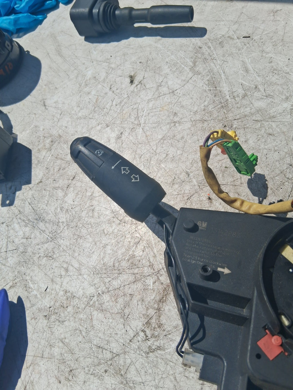 2008 VAUXHALL CORSA D WIPER INDICATOR STALK SWITCH SQUIB CONTROL 12274700