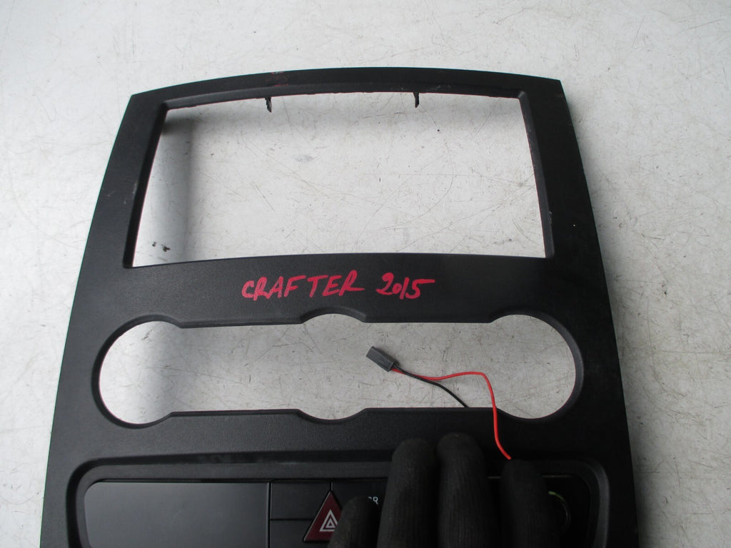 VOLKSWAGEN CRAFTER 2015 HAZARD SWITCH HEATER SURROUND TRIM BEZEL A9066800017