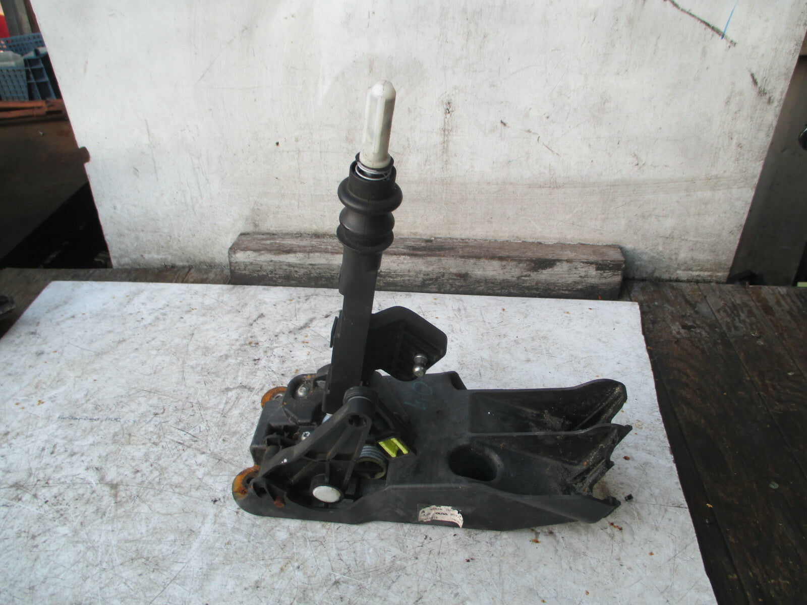 NISSAN QASHQAI J11 2018 1.5 DIESEL 6 SPEED GEARSTICK GEARSHIFTER