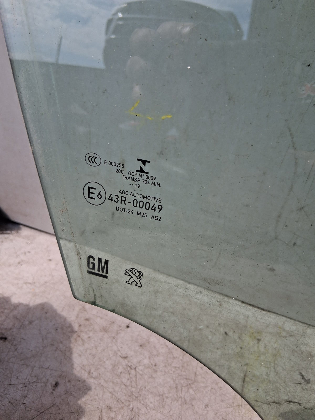 2019 PEUGEOT 5008 MK2 OSF DRIVER SIDE FRONT RIGHT WINDOW GLASS