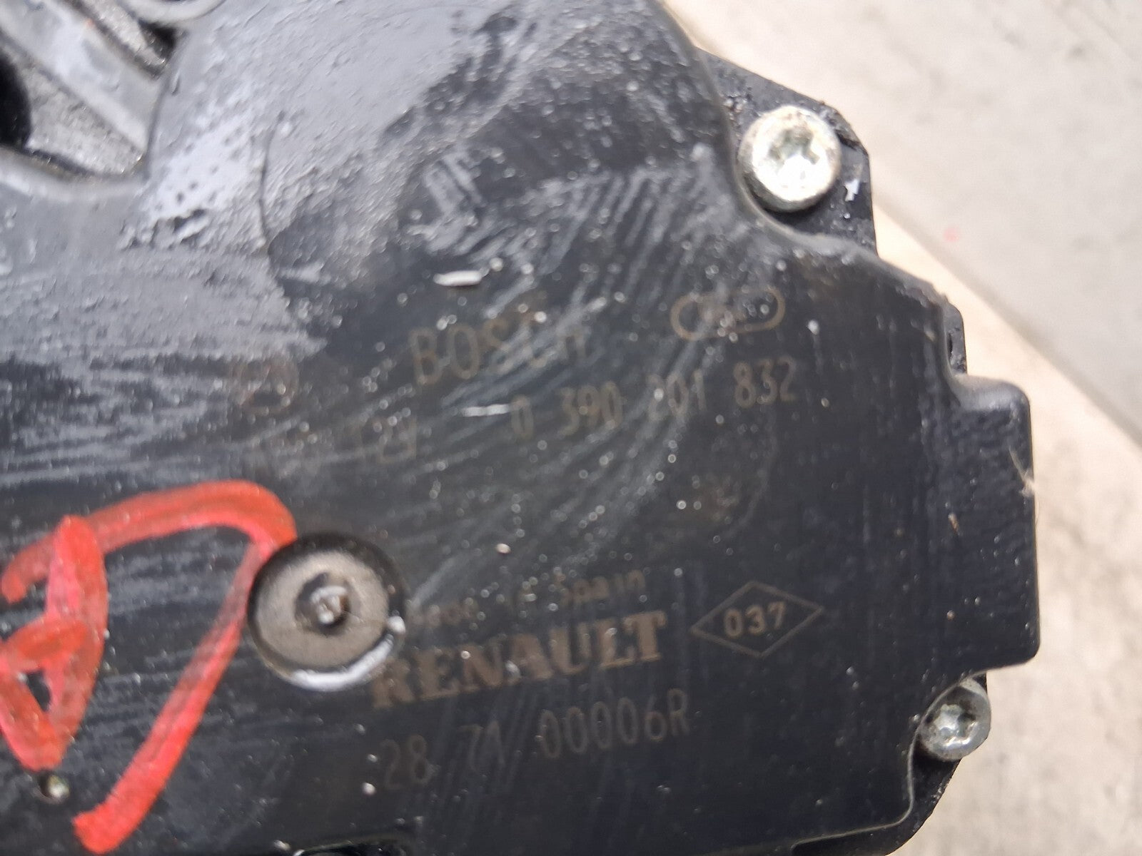 RENAULT LAGUNA MK3 2009 REAR WINDSCREEN WIPER MOTOR 287100006R