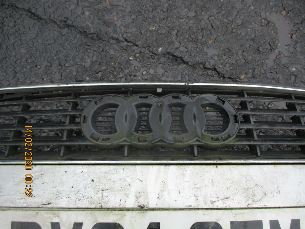 AUDI A3 8P MK2 SPORT 2004 PRE FACELIFT FRONT BUMPER SILVER