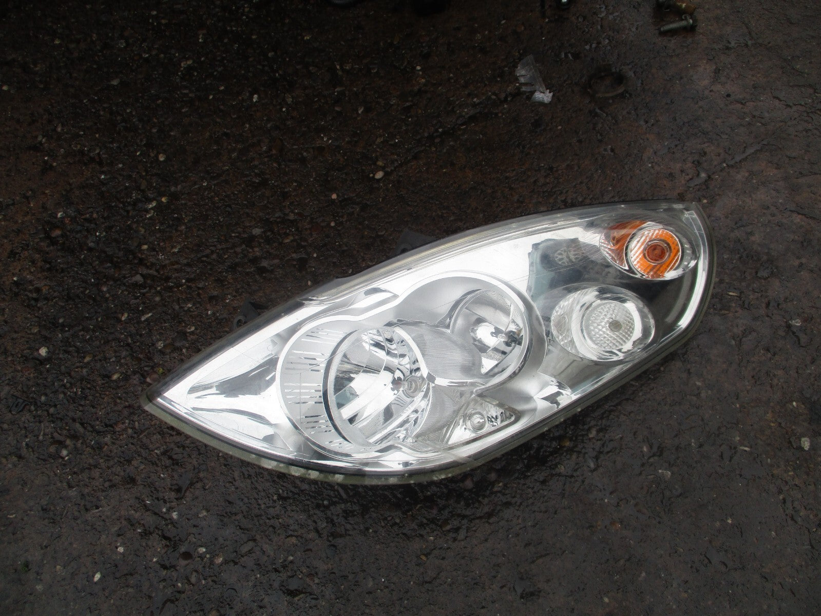 2013 RENAULT MASTER MK3 NSF PASSENGER SIDE FRONT HEADLIGHT HEADLAMP