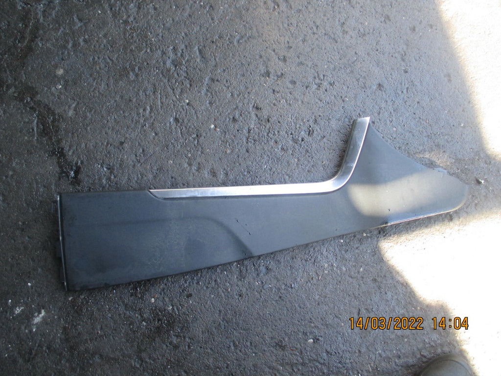 JAGUAR XE 2019 OS RIGHT SIDE CENTRE CONSOLE TRIM PANEL LX73-045M11-AA