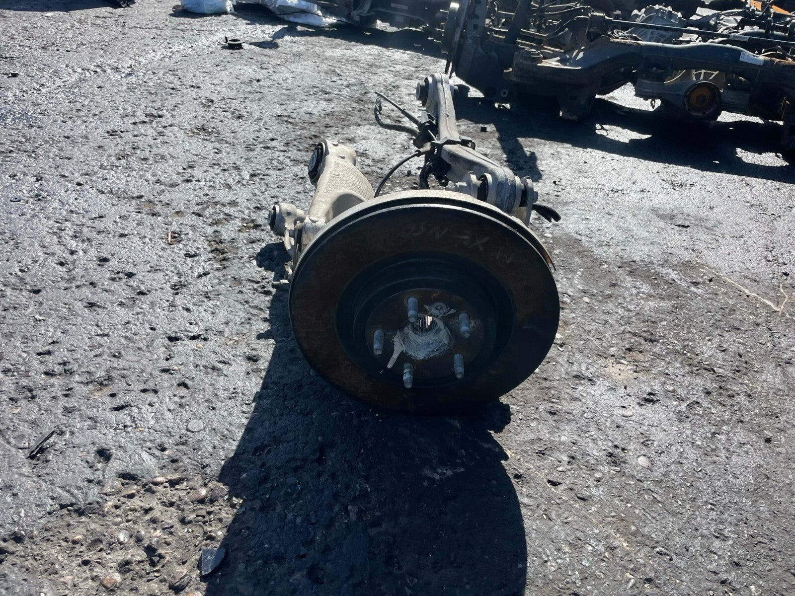 2019 JAGUAR XE 2.0 PETROL NSR PASSENGER SIDE WHEEL HUB BEARING CORNER ARMS