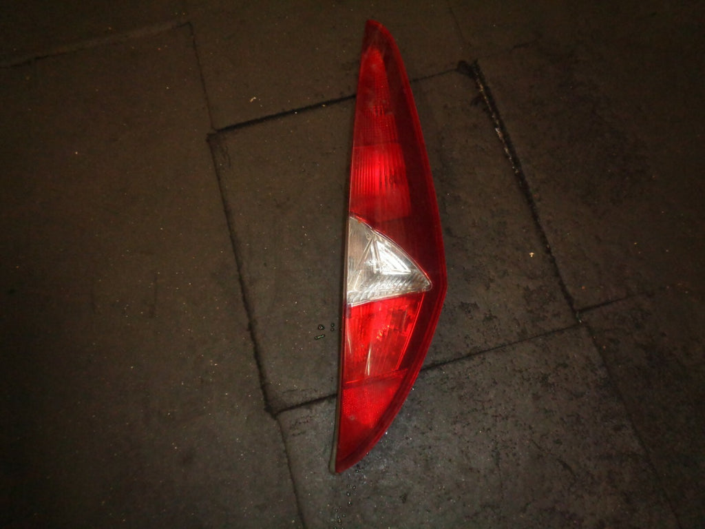 FIAT PUNTO MK2 2004 3 DOOR FACELIFT OSR DRIVER REAR TAIL LIGHT
